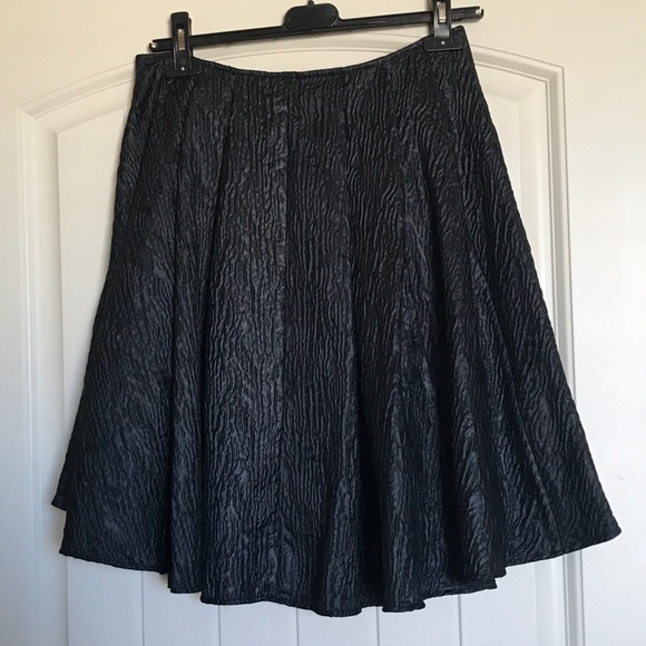 NWT Max & Co. Asymmetrical Black Textured Skirt - Picture 3 of 8